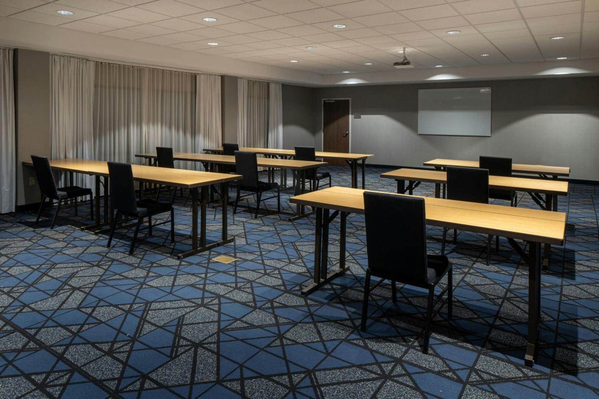 Hotel Courtyard By Marriott Jackson Airport/Pearl Extérieur photo